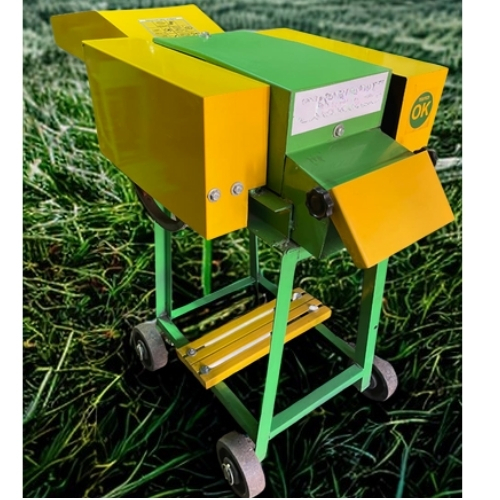 Chaff Cutter / Kutti Machine - Capacity: 300-600 Kg/hr