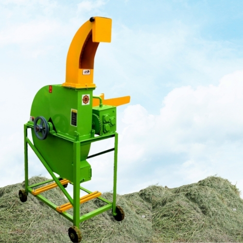Blower Chaff Cutter / Kutti Blower Chaff Cutter - Capacity: 800-1200 Kg/hr