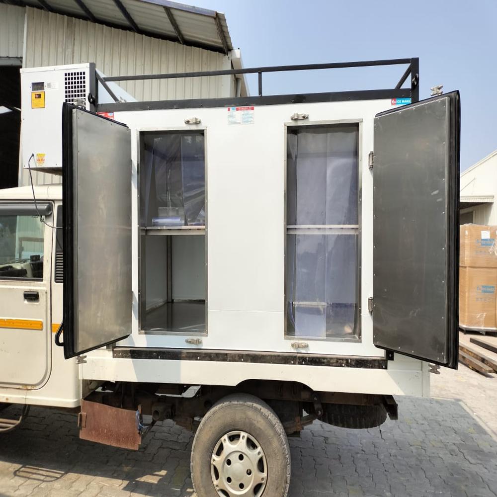 1800 Ltr Freezer On Wheel - Dimension (L*w*h): 82 X46 X48 Inch (In)