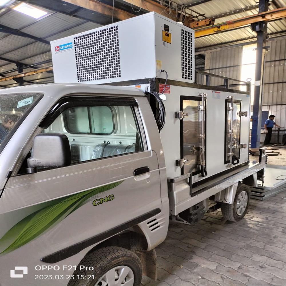1800 Ltr Freezer On Wheel - Dimension (L*w*h): 82 X46 X48 Inch (In)