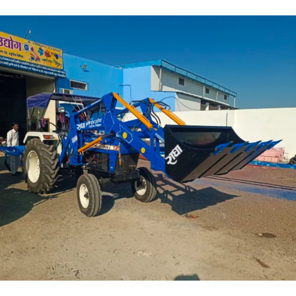 10 Feet Mahindra Tractor Dozer - Load Capacity: 600 Kilograms (Kg)