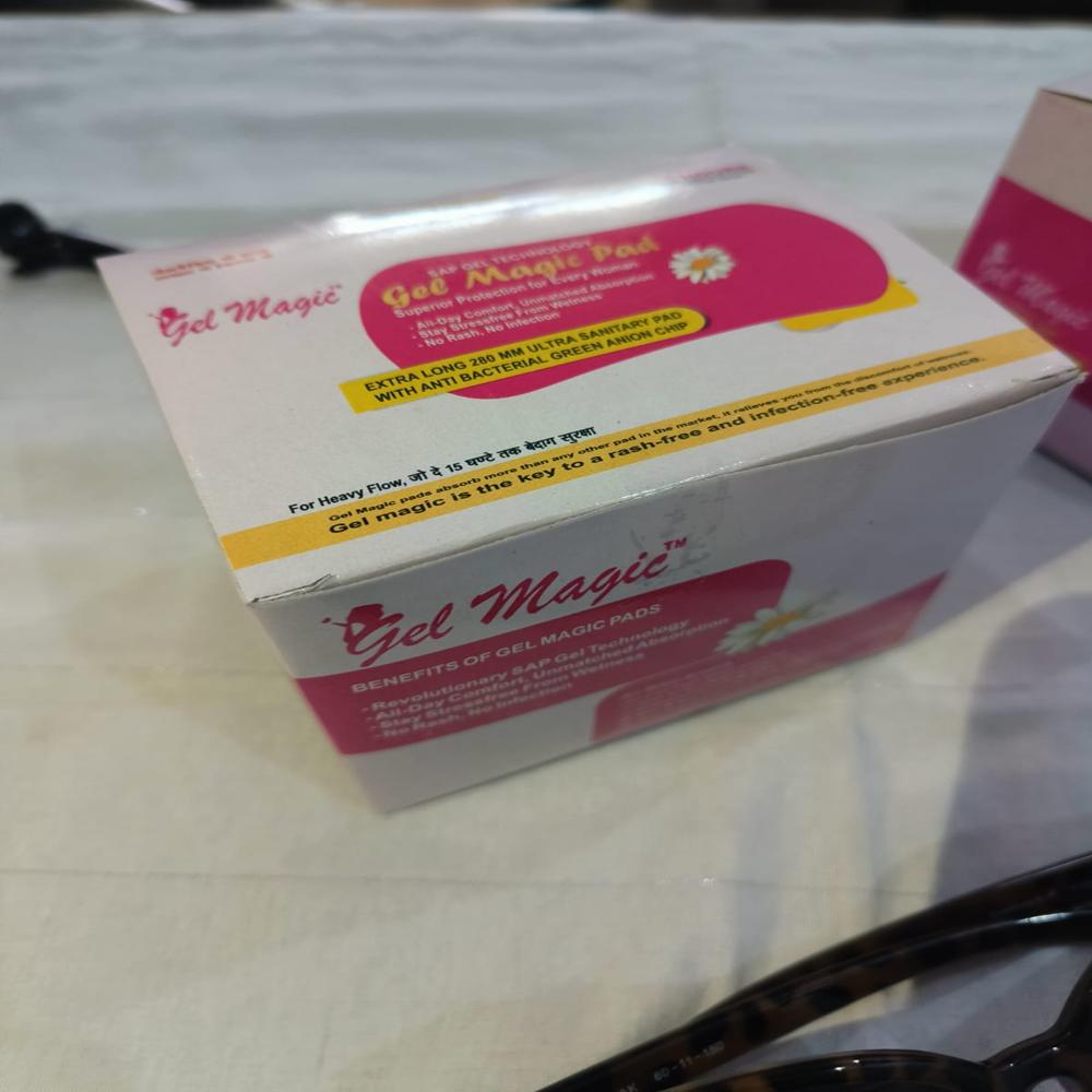 Trifold Sanitary Pad - Age Group: Women