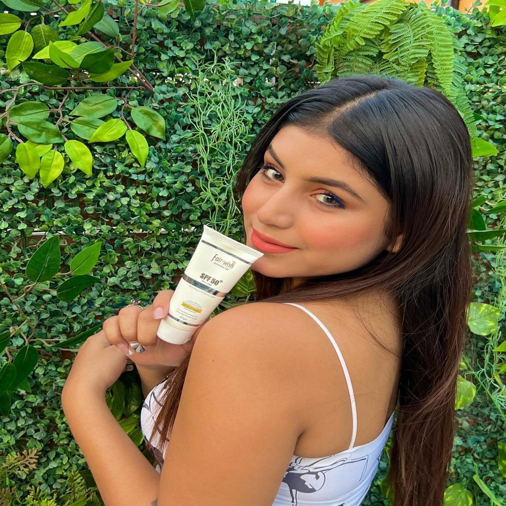 Matte Finish Sunscreen Gel SPF 50 UA+++