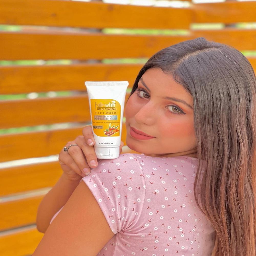 Haldi Chandan Face Wash