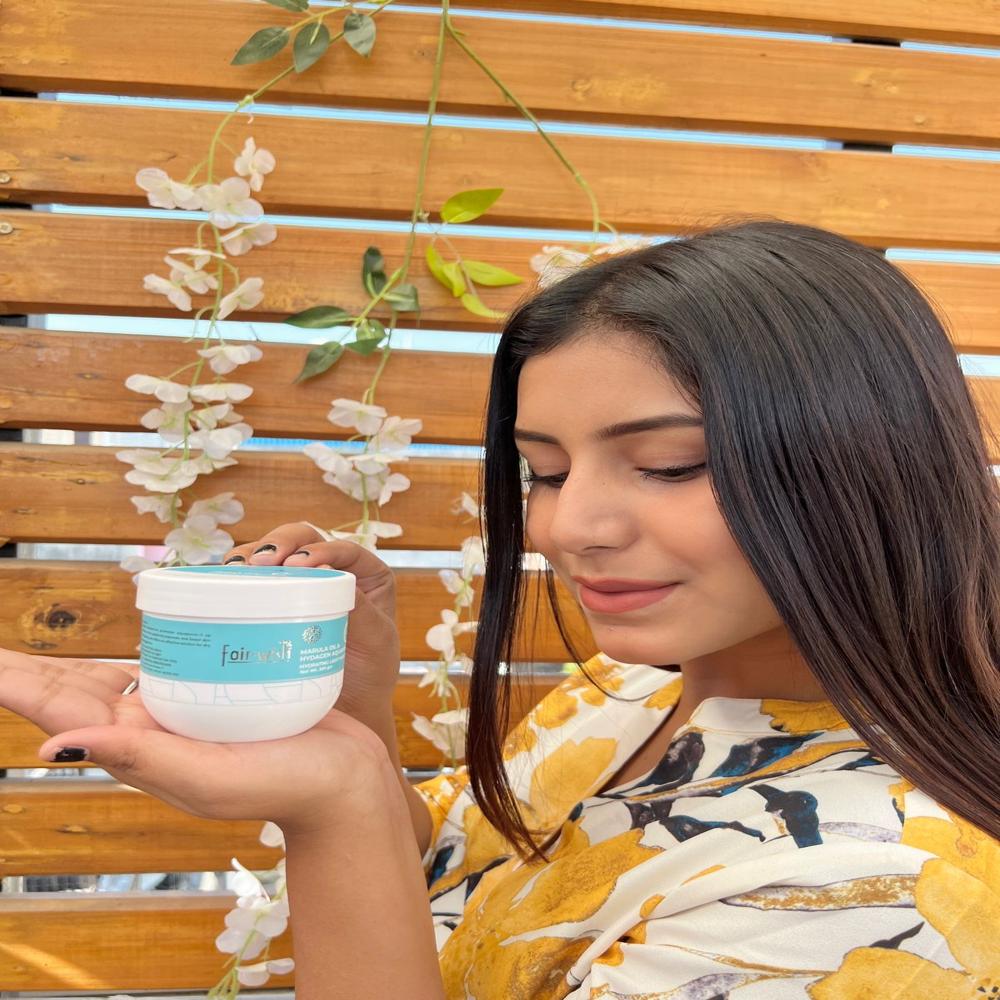 Winter's Special Moisturizing Cream For Dry And Dull Skin