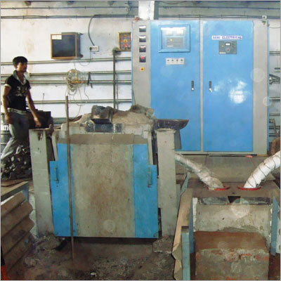इंडक्शन मेल्टिंग फर्नेस (300kgs/175kw)