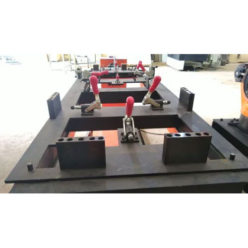 Positioner Fixture For Base Frame MIG Welding