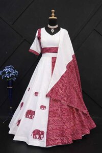 classic designer lehenga
