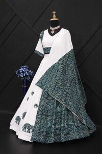 classic designer lehenga