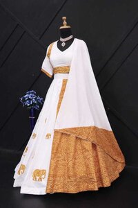 classic designer lehenga