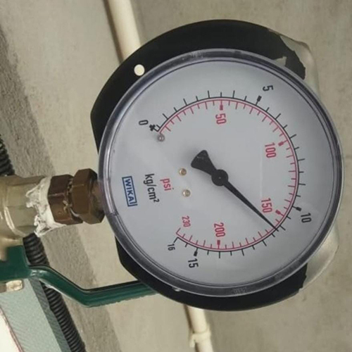Analog Pressure Gauge
