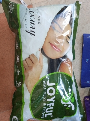 Luxury Pillow - Color: White