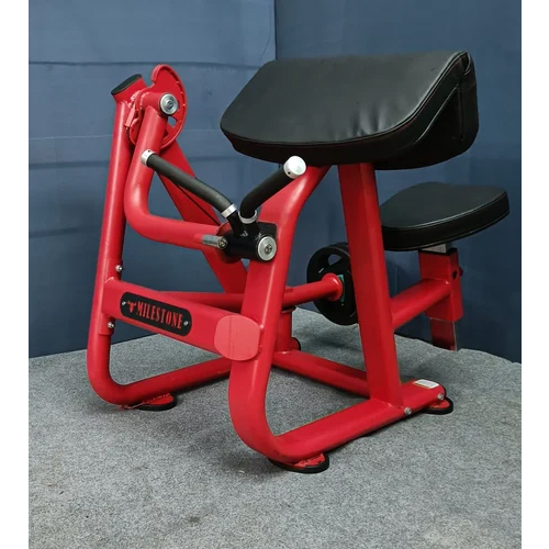 Plate Loaded Bicep Curl Machine