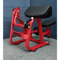 Plate Loaded Bicep Curl Machine