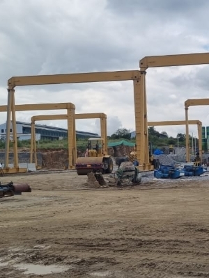 Goliath crane