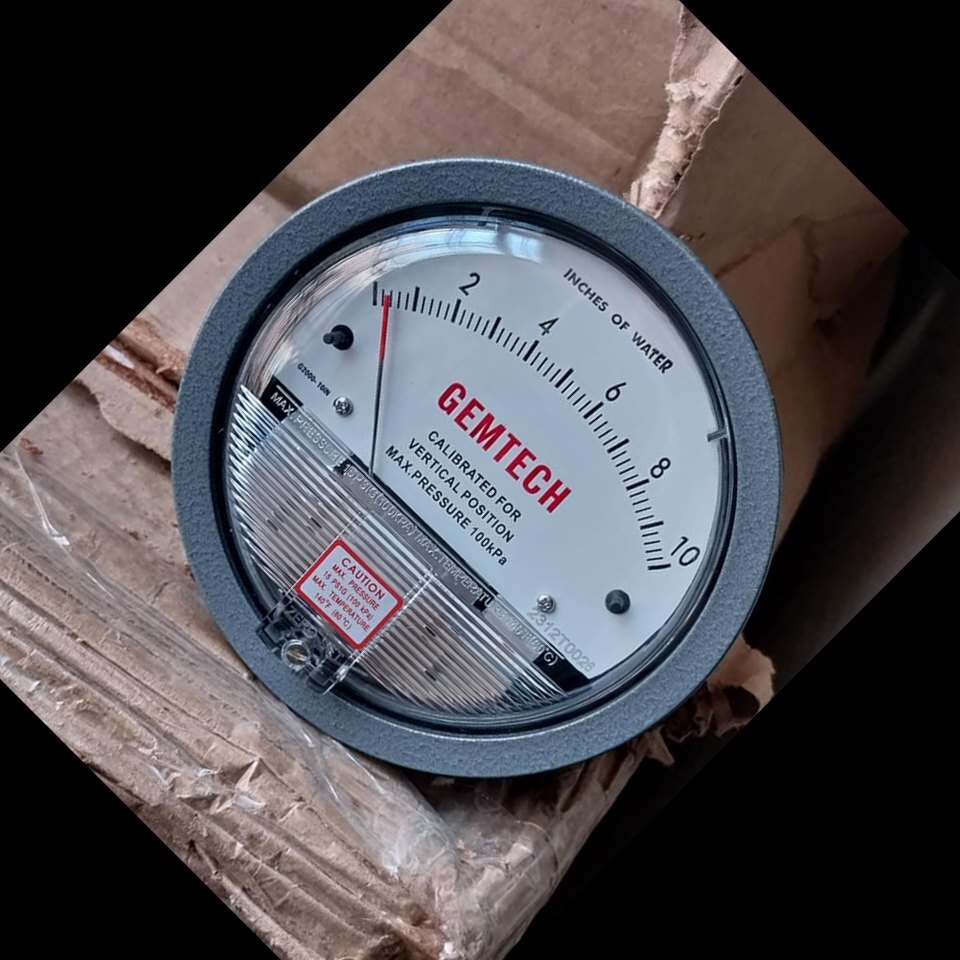 GEMTECH Differential Pressure Gauge Range 0-5 Inches