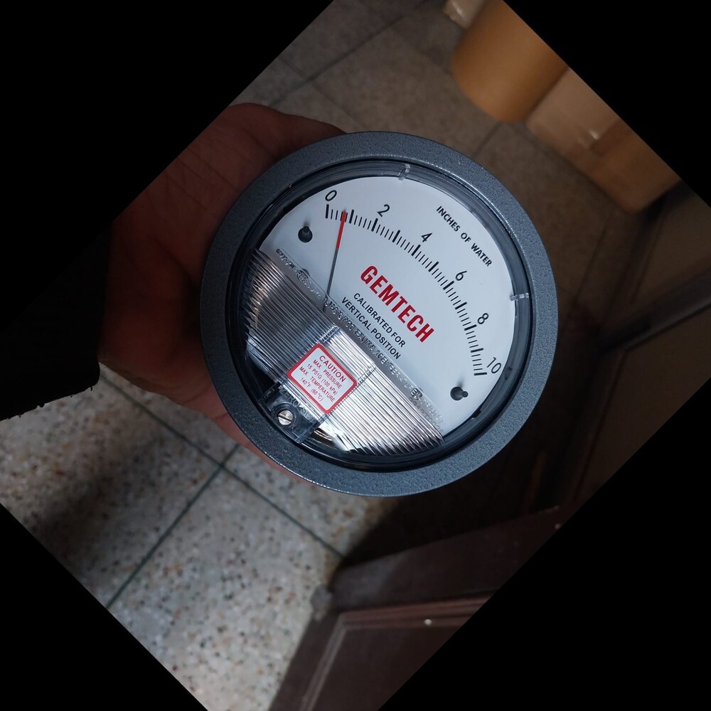GEMTECH Differential Pressure Gauge Range 0-5 Inches