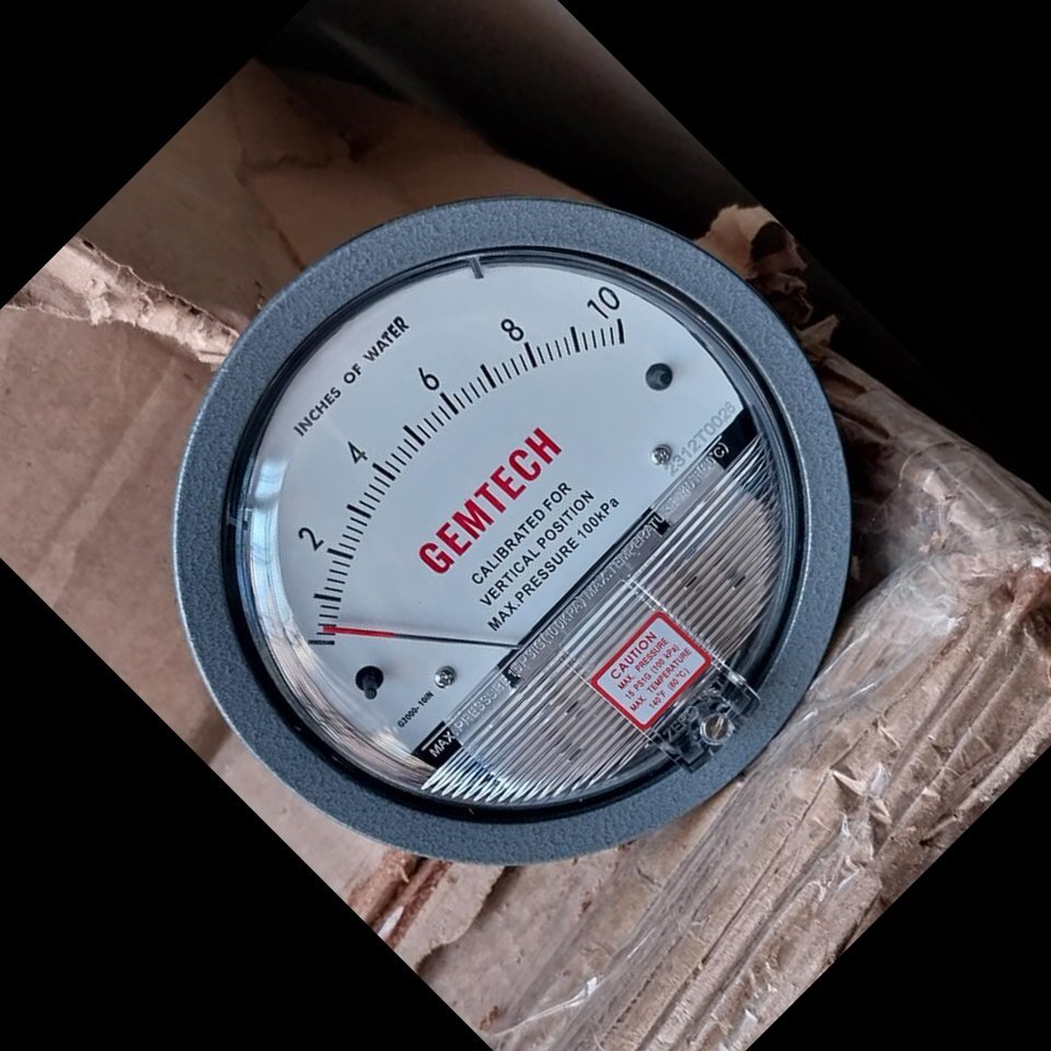 GEMTECH Differential Pressure Gauge Range 0-5 Inches