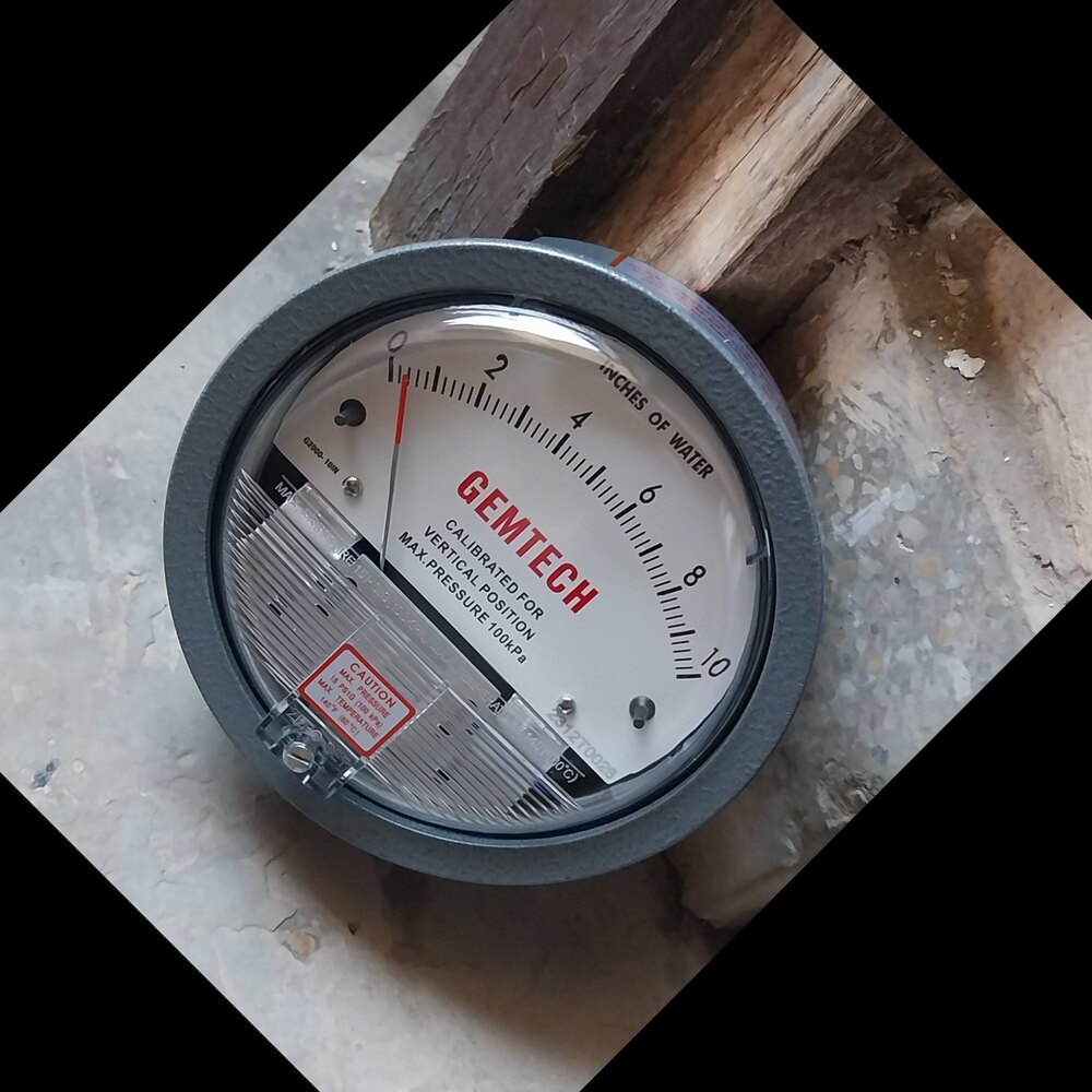 GEMTECH Differential Pressure Gauge Range 0-5 Inches