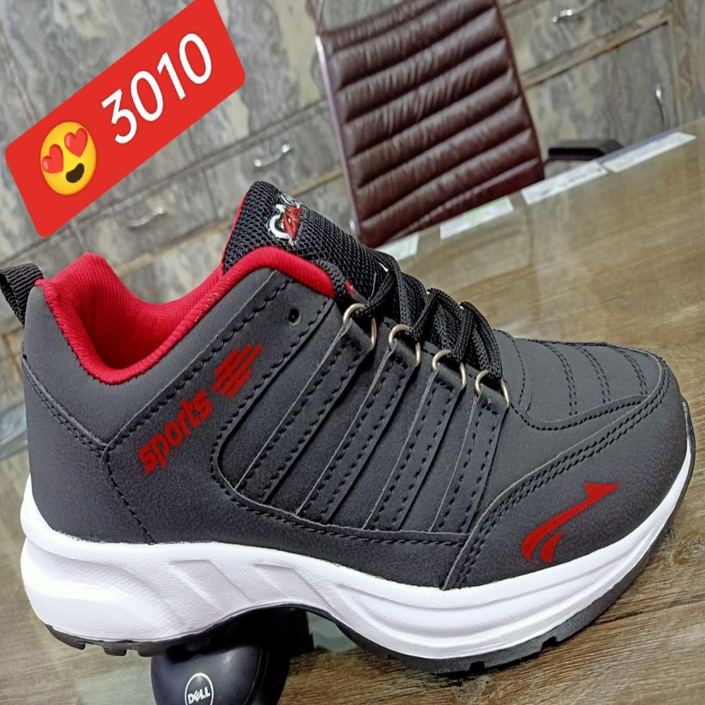 sports shoes