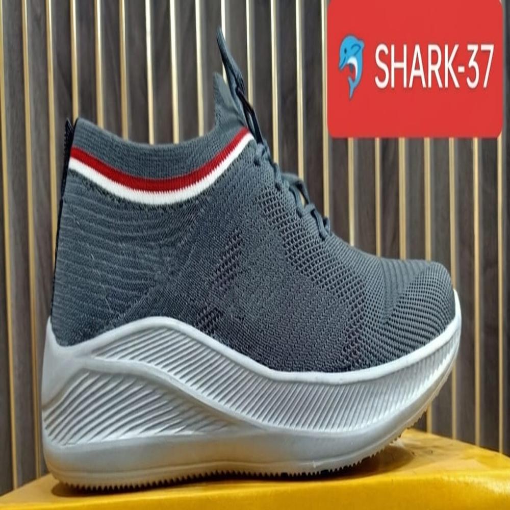 Sports Shoes - Knitting Fabric, Size 6 to 10, Grey | Lace Closure, Anti-Slip, Tear Resistance, Washable for All Seasons