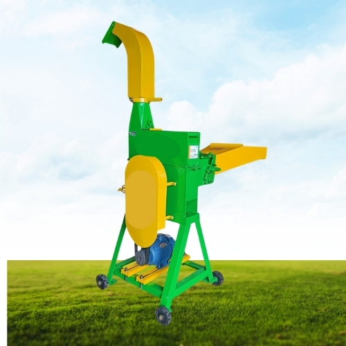 Super Blower Chaff Cutter / Kutti Machine - Capacity: 1500-2000 Kg/hr