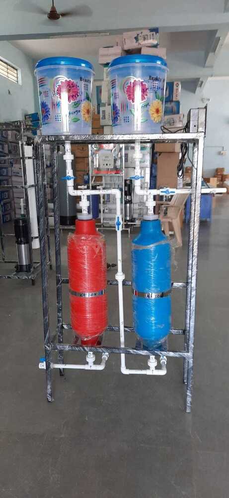 Dm Plant - 250 Ltr/hr Capacity, Electric Drive, 98% Efficiency | Containerized Plug & Play, 1 Db Noise Level, 220 V Power Source