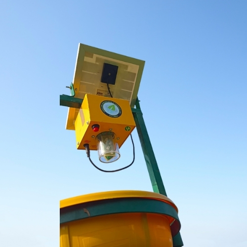 Solar Insect Trapper