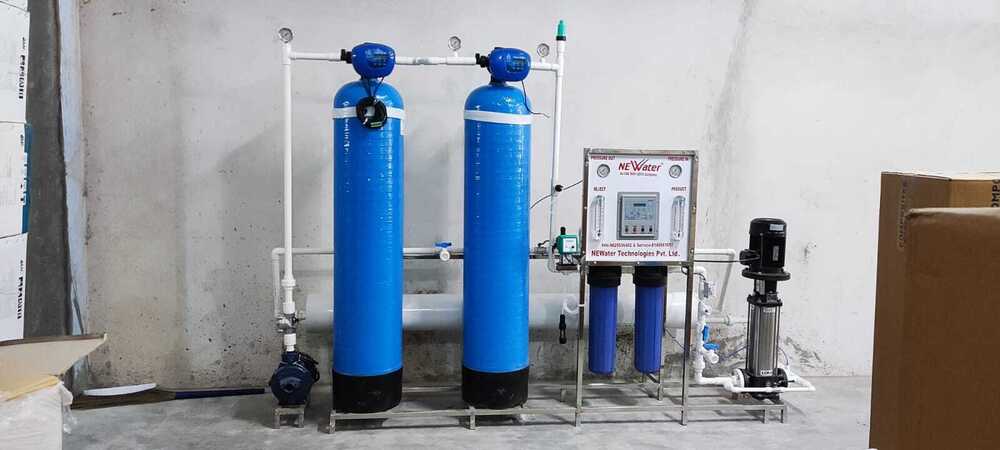 2000 Lph Ro Plant - 2000 Ltr/hr Capacity, Semi Automatic, Electric Drive, 98% Efficiency, Containerized Plug & Play, Frp Material, Multi Stage Pump
