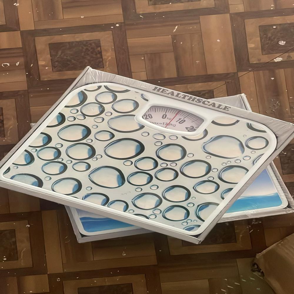 Adult weighing scale