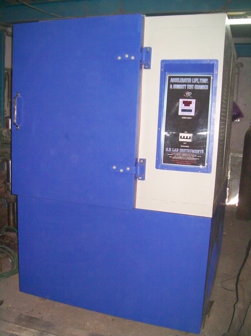 पर्यावरणीय परीक्षण कक्ष गर्मी और आर्द्रता के साथ त्वरित जीवन परीक्षण