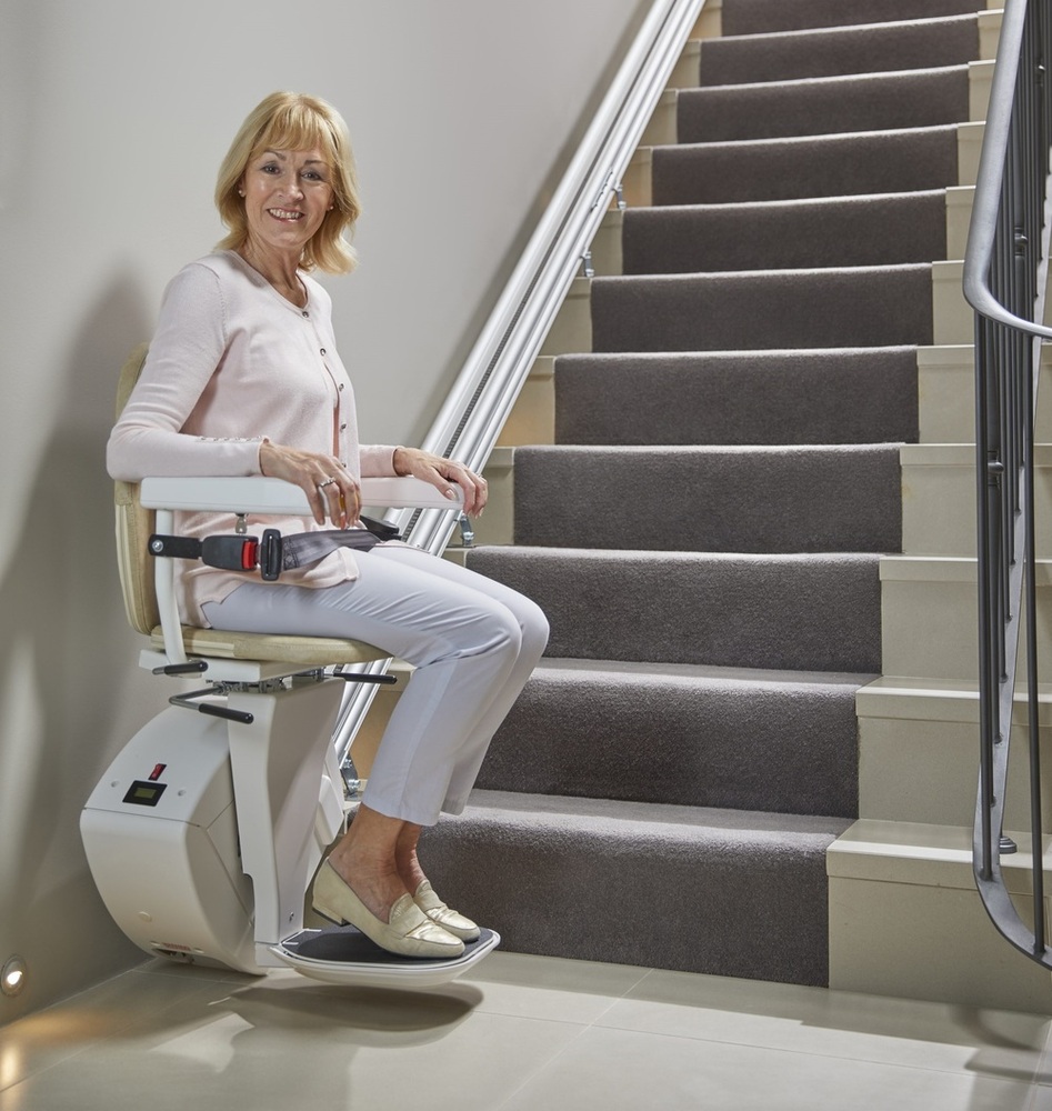 BESPOKE SYNERGY STRAIGHT STAIRLIFT