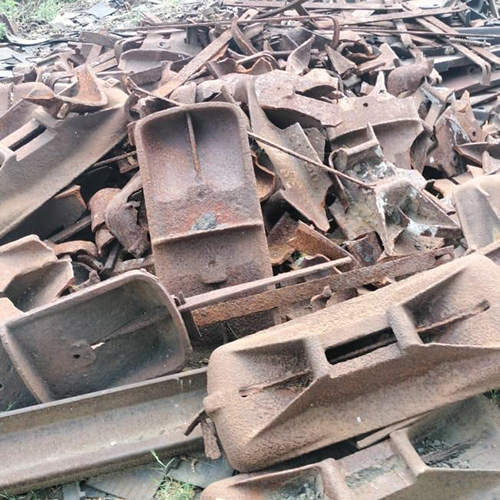 Cast Iron Scrap - Color: Brown