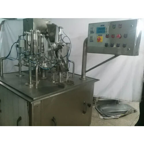 Bottle Filling Machine - Color: Sliver\