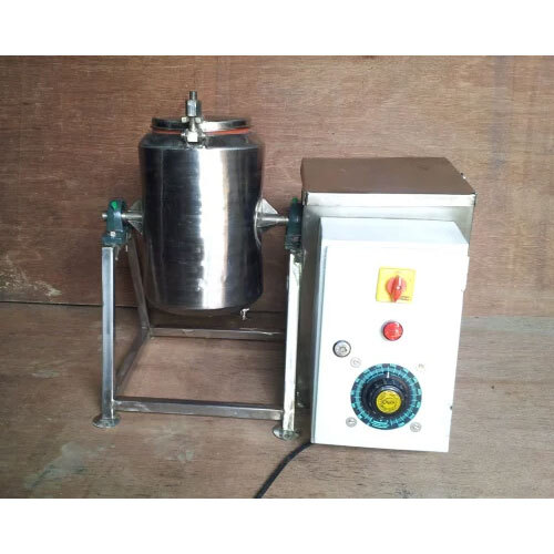 Butter Churner - Capacity: 200 Ltr