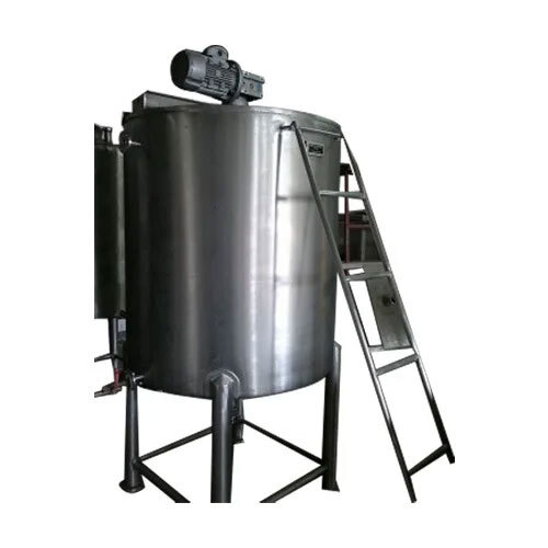 Milk Storage Tank - Capacity: 500-1000 Ltr