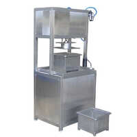 Electric Paneer And Cheese Press Machine - Capacity: 100 Kg