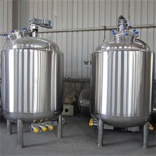 Syrup Tanks - Capacity: 1000 Ltr