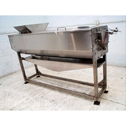 Electric Vegetable Washer - Capacity: 200 Kg/Hr