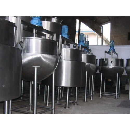 Electric Boiling Pan - Capacity: 500 Ltr