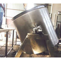 Tilting Boiling Pan - Capacity: 200 - 10000 Ltr
