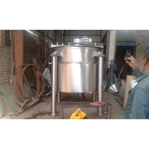 Tilting Bratt Pan - Capacity: 30 Ltr