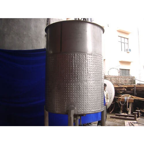 Cylindrical Tanks - Capacity: 500 Ltr