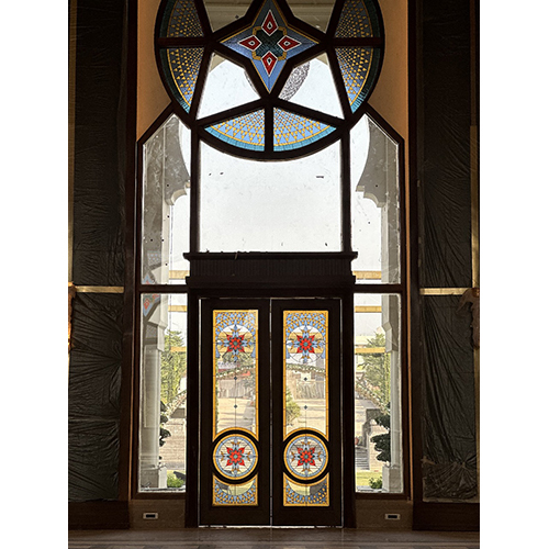 Banquet Stained Glass Door - Color: Multicolor