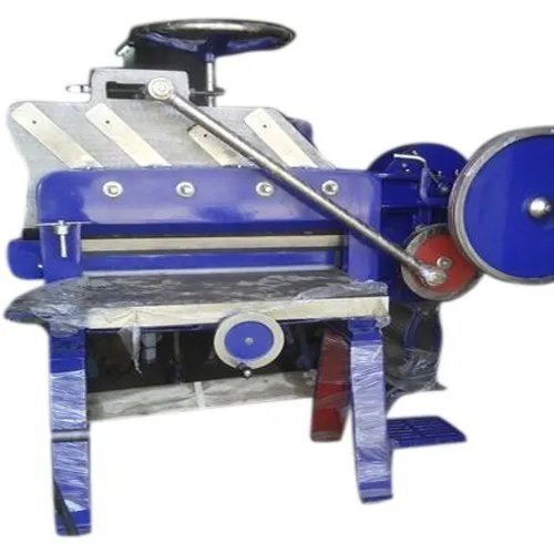 32 Inch Notebook Cutting Machine - Automatic Grade: Semi-automatic