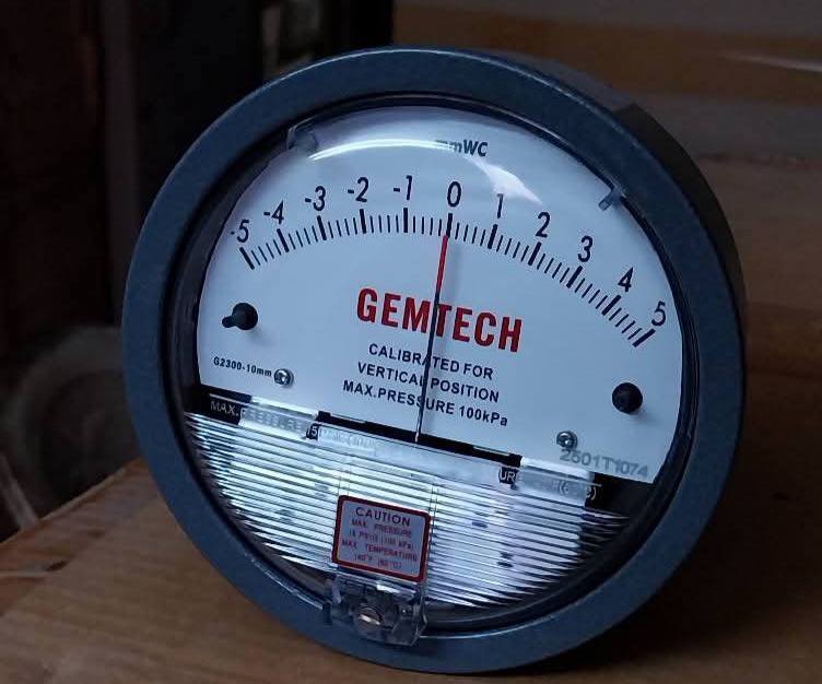 Gemtech Instruments Differential Pressure Gauge Range 1.25-0-1.25 Kpa - Accuracy: 2% (-Ha Model 1) Of Fs (3% (-Ha 1.5%) On -0