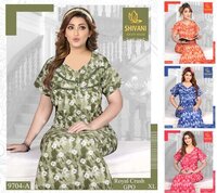 रात्रि पहनने के लिए प्रीमियम नाइट गाउन