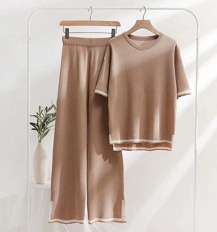 Designer Cord Set - Neck Style: Round Neck