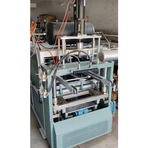 Automatic Vacuum Forming Machine