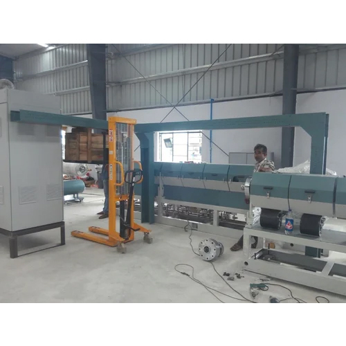 Foam Sheet Extrusion Machine - Capacity: 250 Kg/Hr Kg/Hr